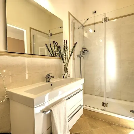 Lucca Cycling Holidays Il Tiglio